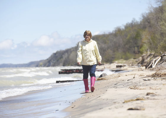 A Lake Michigan treasure hunt